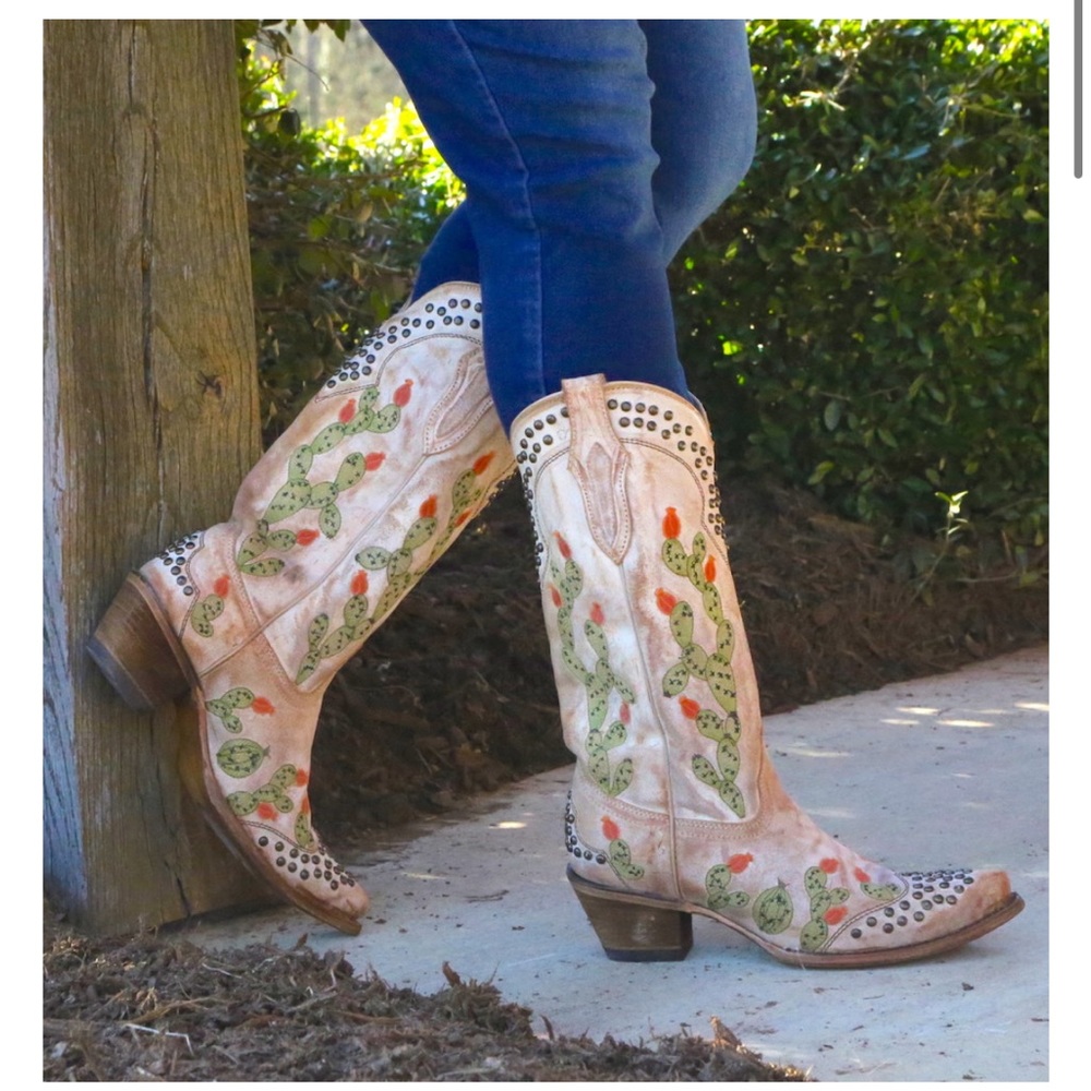 Corral Boots with Cactus
